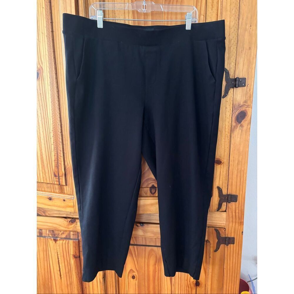 Torrid Black Knit Capri